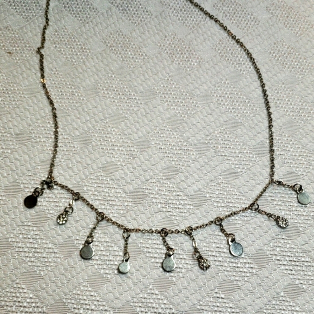 Silver Teardrop Pendant Necklace‎